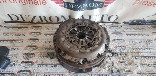 Volanta cu masa dubla originala AUDI A6 C7 4G 2.0 TDI 136/163/177 CP cod 0b1105266al