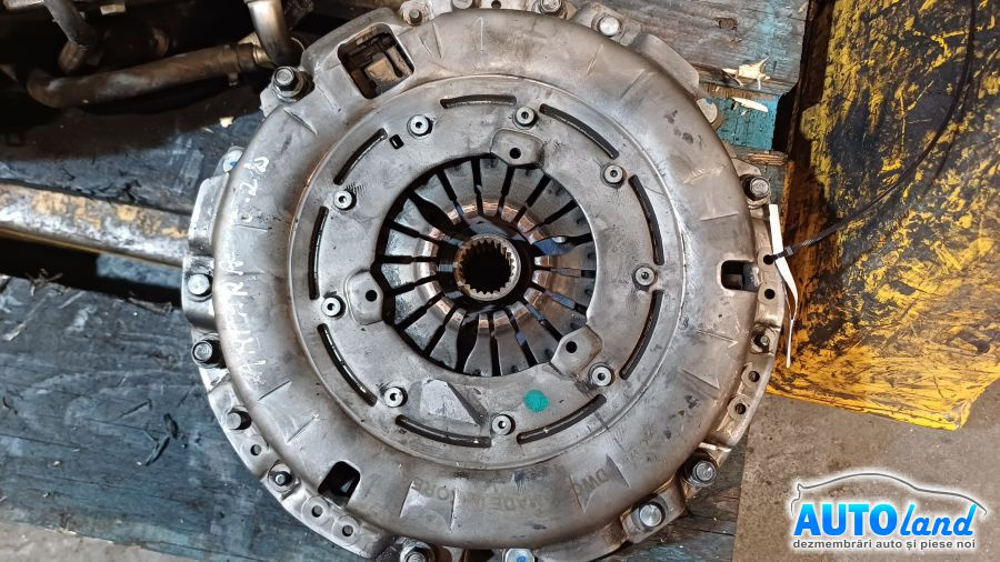 Volanta Cu Placa si Disc 2.2 Diesel 4x4 Opel ANTARA 2006