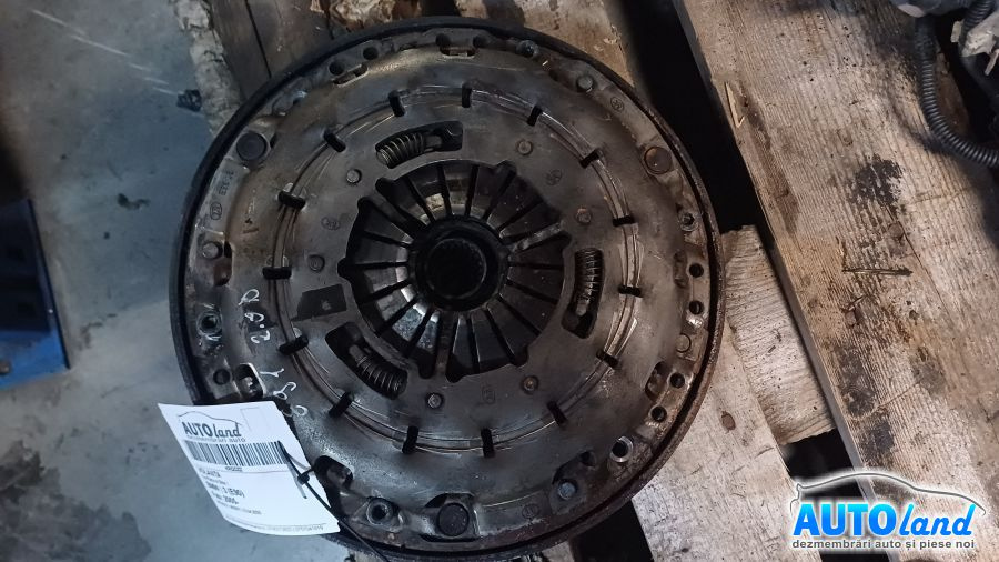 Volanta Cu Placa si Disc BMW 3 E90 2005