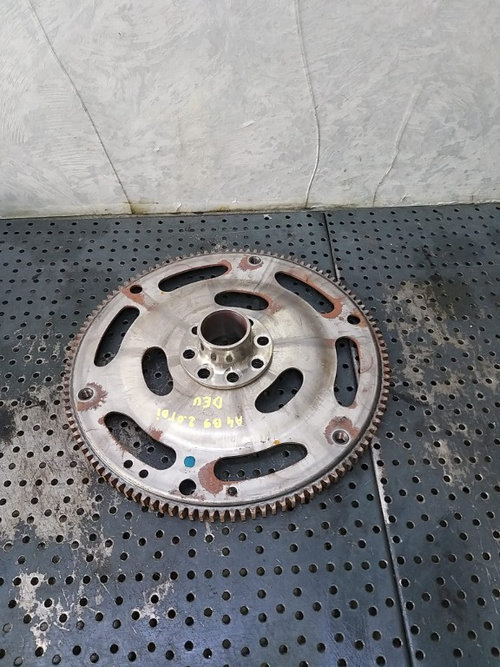 Volanta cutie automata 2.0 tdi audi a4 b9 8w 06h105323ae