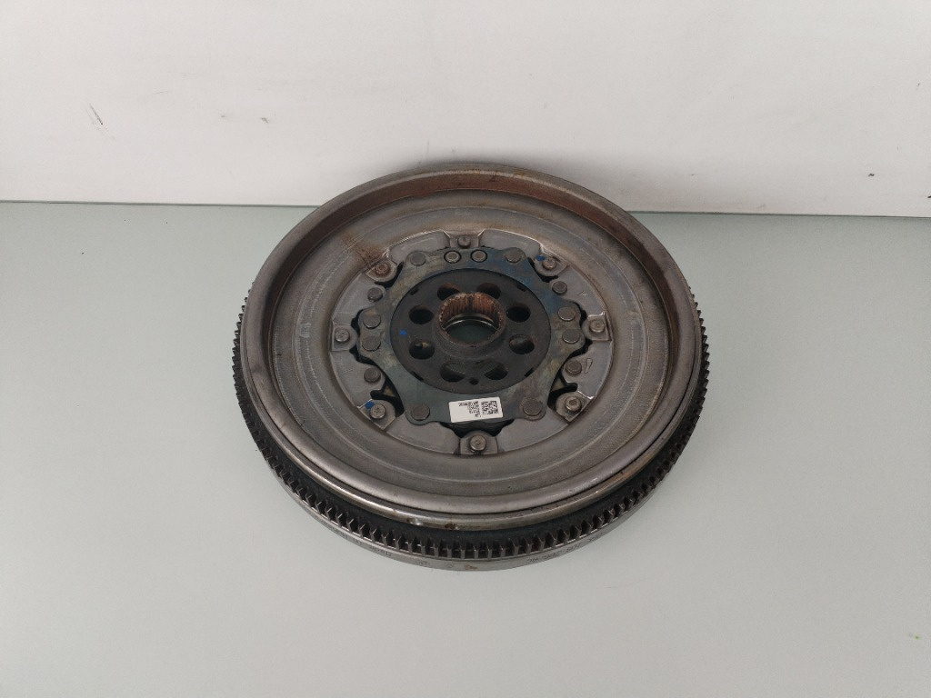 Volanta cutie automata DQ381 Skoda Kodiaq 2.0TSI DKZ 06K105266AC