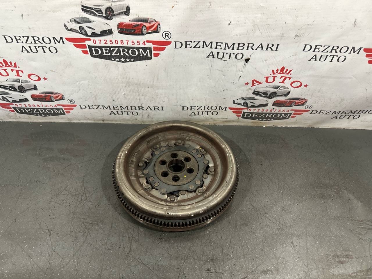 Volanta (cutie DSG) 03L105266DE VW Golf VI Plus 2.0 TDI CFHC 140 cai