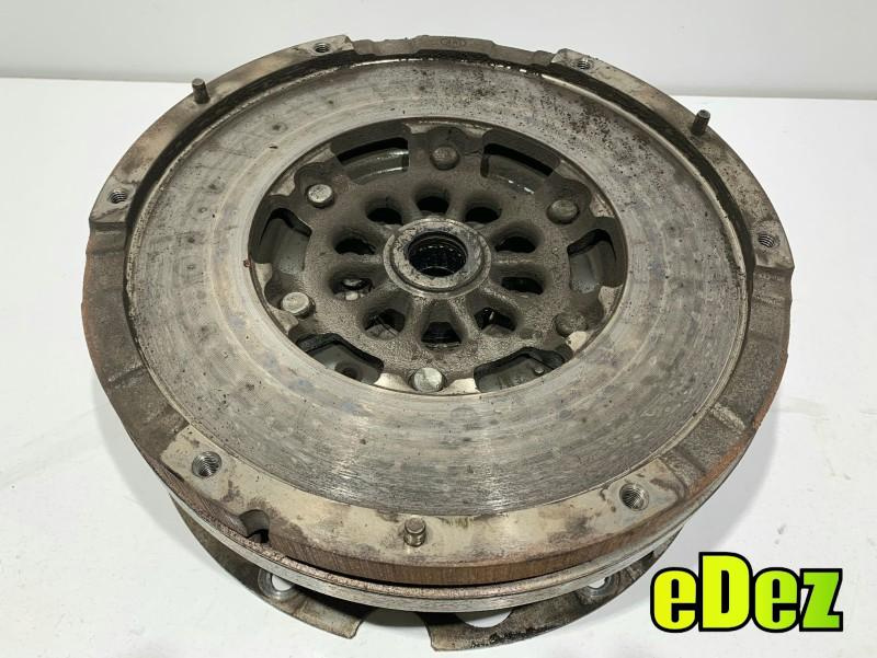 Volanta cutie manuala masa dubla Audi A5 (2007-2011) [8T3] 2.0 tdi CGLC 0B1105266AL