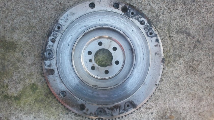 Volanta Fiat Punto 1.2 benzina 8 valve an 2001 - 2004 in stare foarte buna