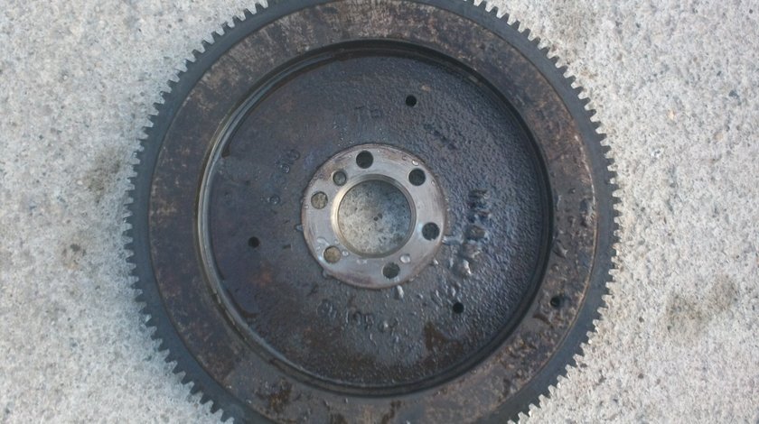 Volanta Fiat Punto 2 motor 1.2 benzina in stare foarte buna.