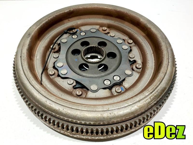 Volanta luk Seat Altea XL (2006-2009) 2.0 tdi CBBB 03L105266AF