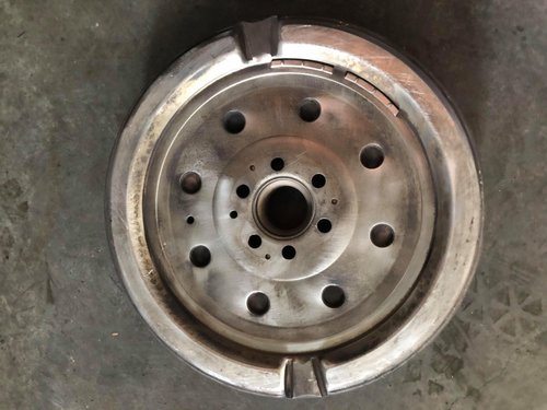 Volanta masa dubla audi a3 8p 2.0 fsi axw 2003-2012 06f105264b