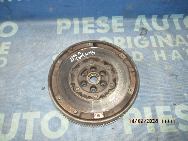 Volanta masa dubla BMW E90 320i N43B20A; 7594444