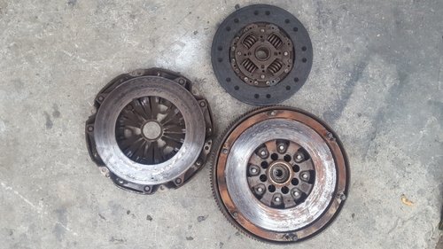 Volanta Masa Dubla cu Placa Rulment si Disc Mercedes Vito 115CDI 150CP