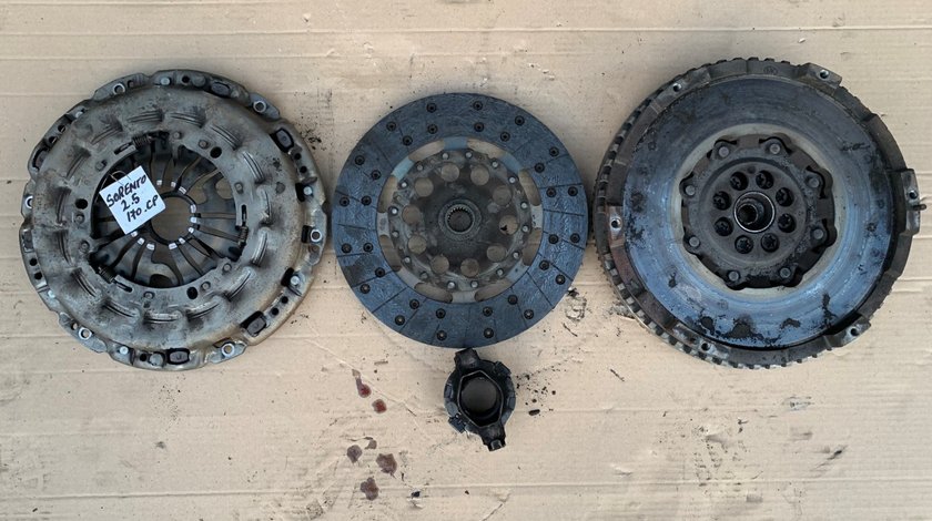 Volanta masa dubla + Kit ambreiaj Kia Sorento 2008 2.5 CRD 170 CP