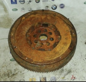 Volanta masa dubla peugeot 407 2.0hdi