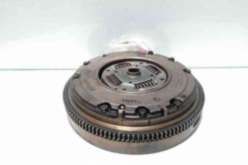 Volanta masa simpla 027105273D, Vw Golf 4 (1J1) 1.6b, AVU