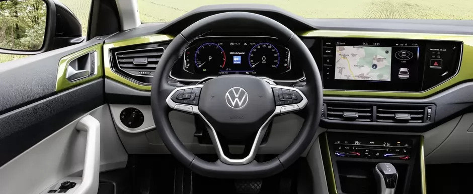 Volkswagen a lansat in Romania SUV-ul Coupe care costa doar 17.500 de euro. Farurile LED Matrix si ceasurile de bord digitale sunt oferite in standard Volkswagen a lansat in Romania SUV-ul Coupe care costa doar 17.500 de euro. Farurile LED Matrix si ceasurile de bord digitale sunt oferite in standard
