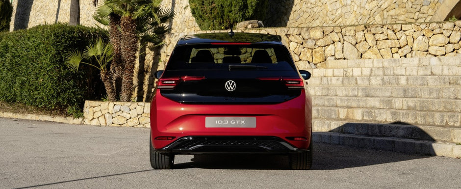 Volkswagen a publicat acum primele fotografii si informatii oficiale. Noua masina a nemtilor are 326 de cai sub capota si RWD in standard! Cum arata in realitate