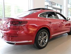 Volkswagen Arteon in Chili Red