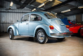 Volkswagen Beetle cu 90 km la bord