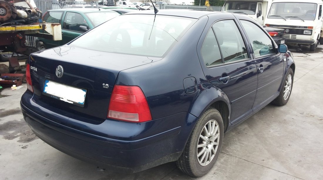 Volkswagen Bora 1.6 16v tip AZD