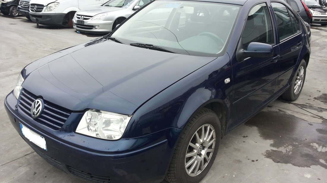 Volkswagen Bora 1.6 16v tip AZD