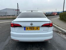 Volkswagen e-Bora de vanzare