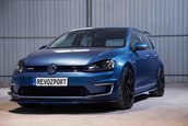 Volkswagen e-Golf by RevoZport