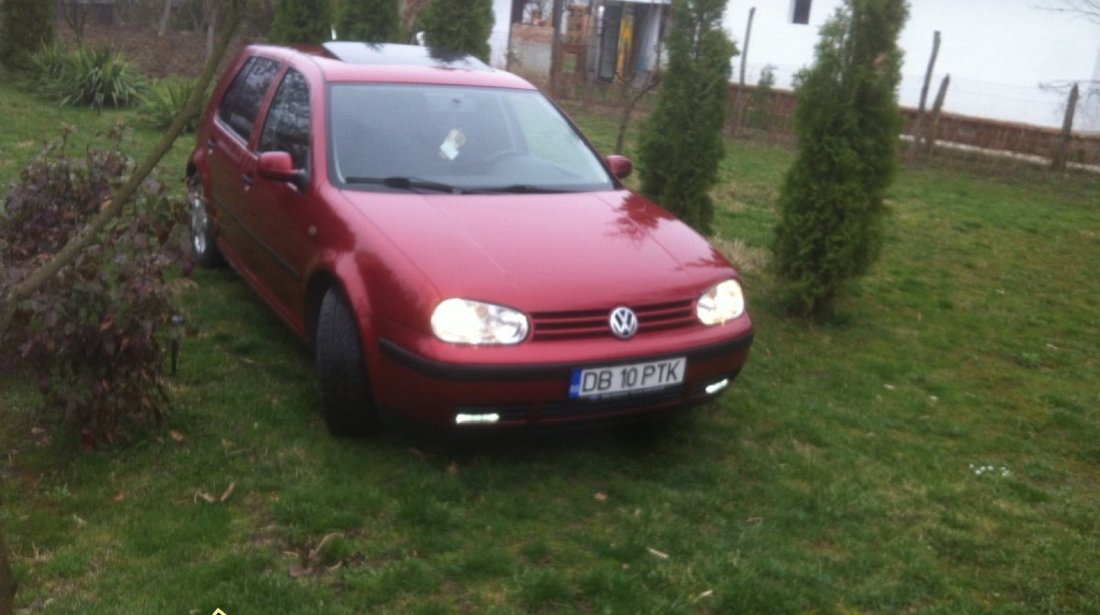 Volkswagen Golf 1 4 benzina