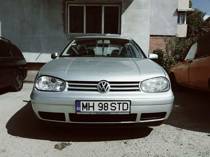 Volkswagen Golf 1.4 V