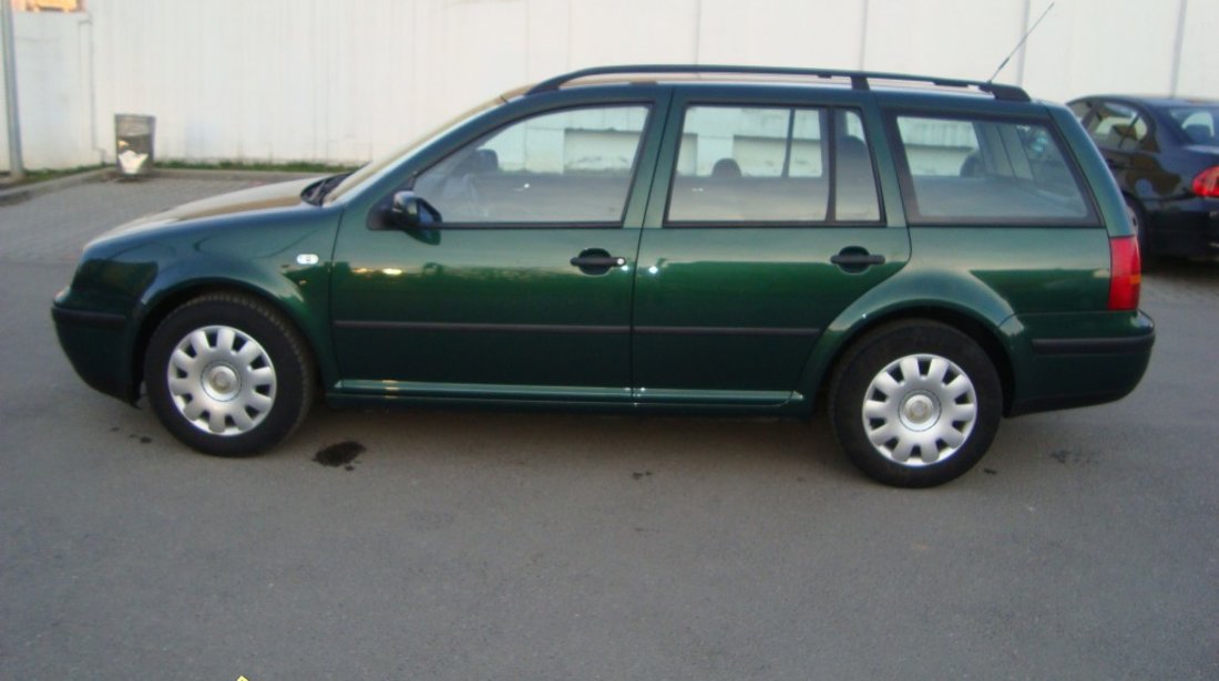 Volkswagen Golf 1 6 16 V 105 CP