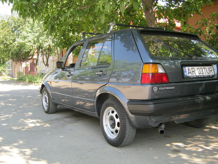 Volkswagen Golf 1.6 GTD