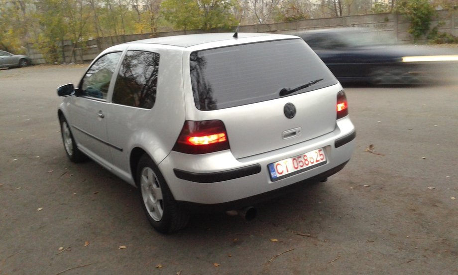 Volkswagen Golf 1.6 SR