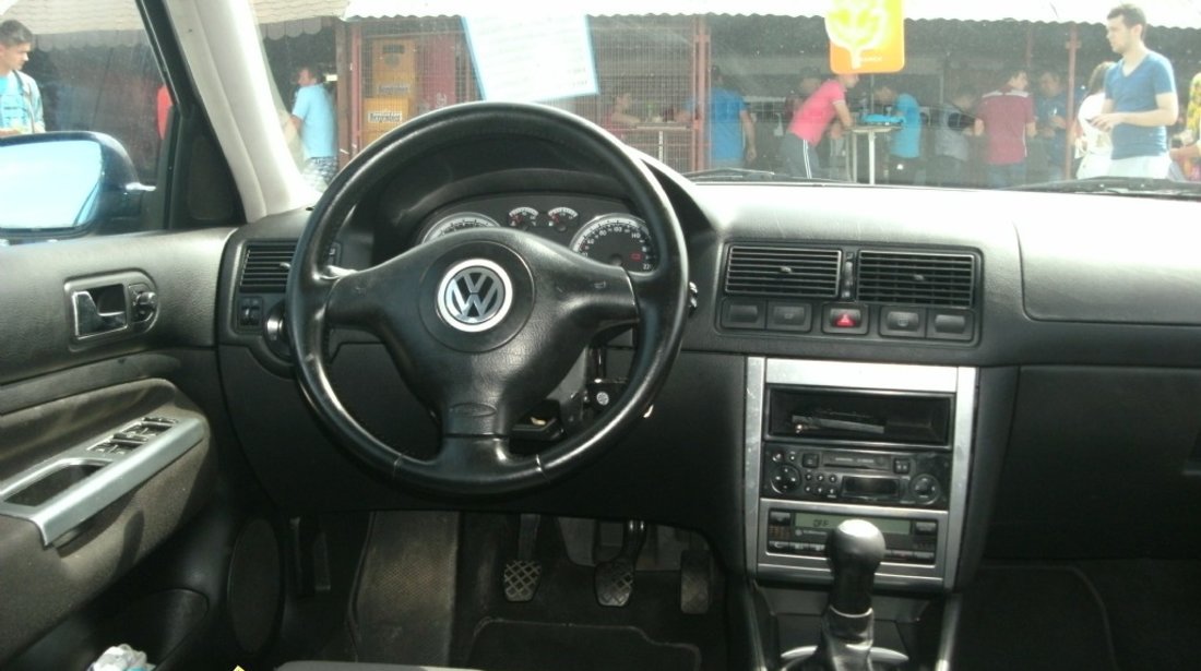 Volkswagen Golf 1 6