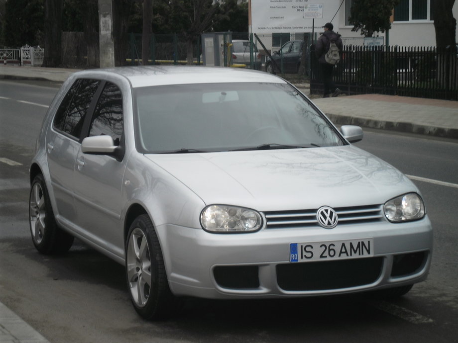 Volkswagen Golf 1.6