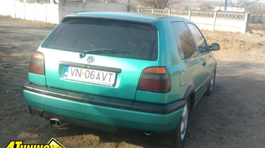 Volkswagen Golf 1 8 benzina