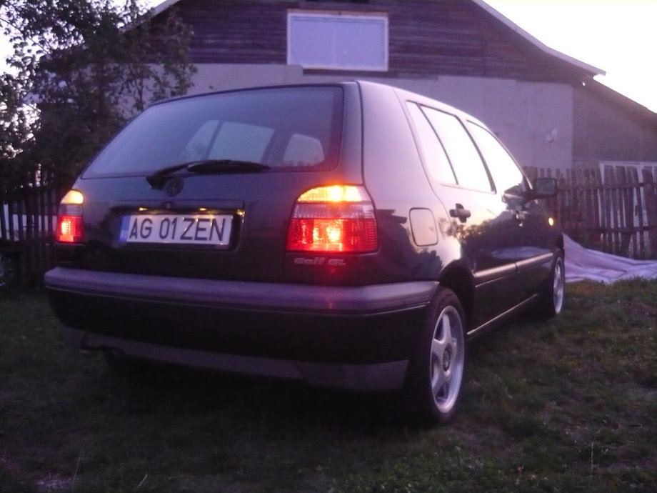 Volkswagen Golf 1.8 GL