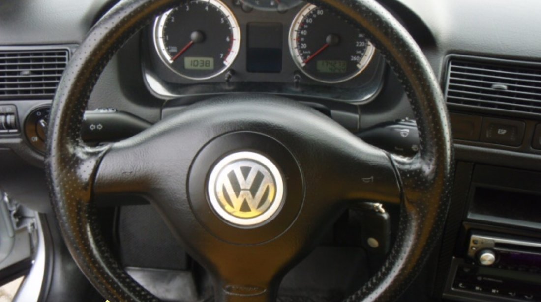 Volkswagen Golf 4 1 4i 16V Pacific