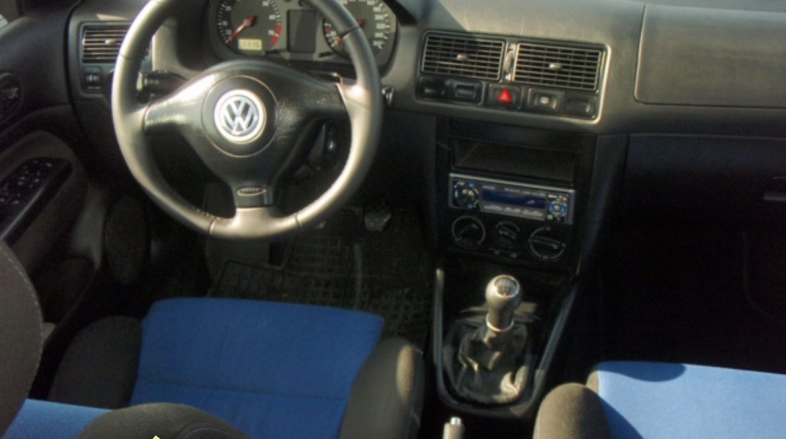 Volkswagen Golf 4 1 6i 16V Clima