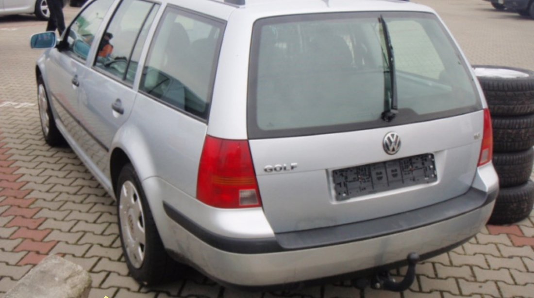 Volkswagen Golf 4 1 6i Clima
