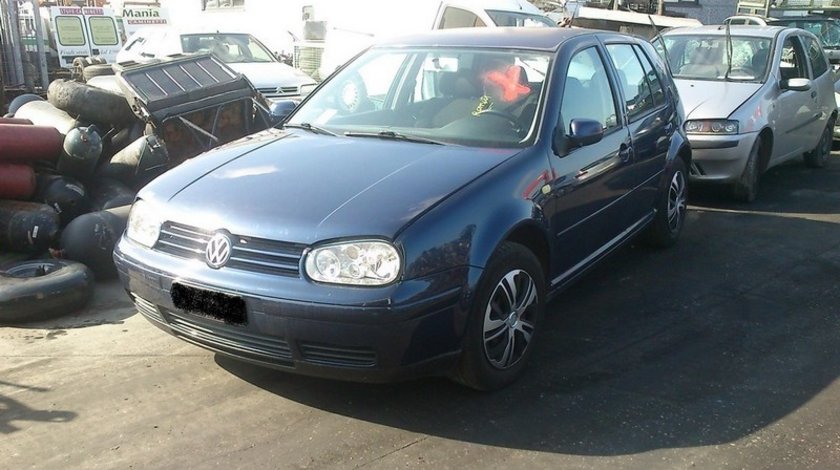 Volkswagen golf 4 hatchback an 1999 motor 1.6sr tip AKL