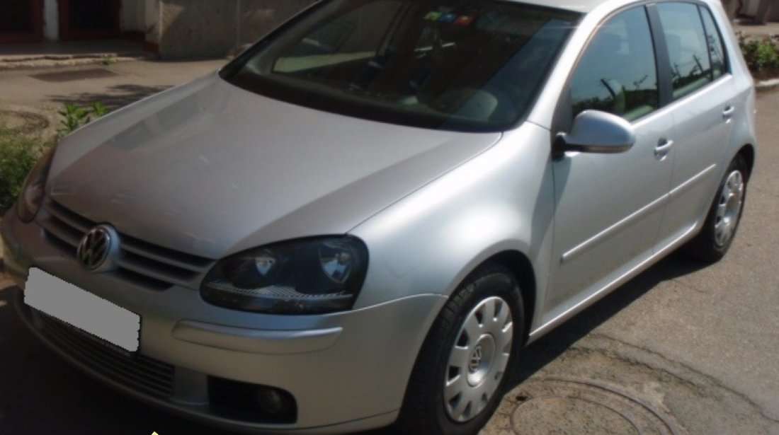 Volkswagen Golf 5 1 6i