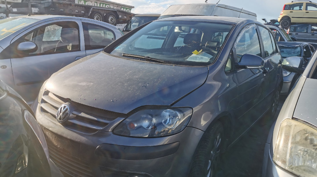 Volkswagen Golf 5 plus 1.6 tip BSE cutie GVY