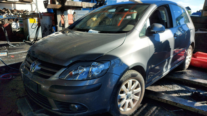 Volkswagen Golf 5 plus 1.9tdi tip BKC
