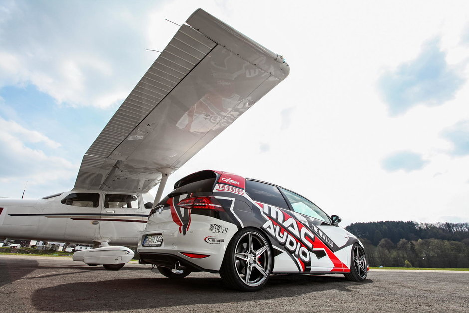 Volkswagen Golf 7 GTI by Mac Audio