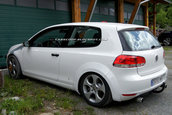 Volkswagen Golf 7 in teste! Primele poze cu variantele GTI si R