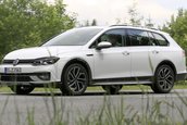 Volkswagen Golf Alltrack - Poze spion