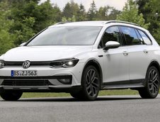 Volkswagen Golf Alltrack - Poze spion