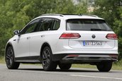 Volkswagen Golf Alltrack - Poze spion