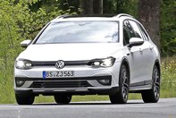 Volkswagen Golf Alltrack - Poze spion