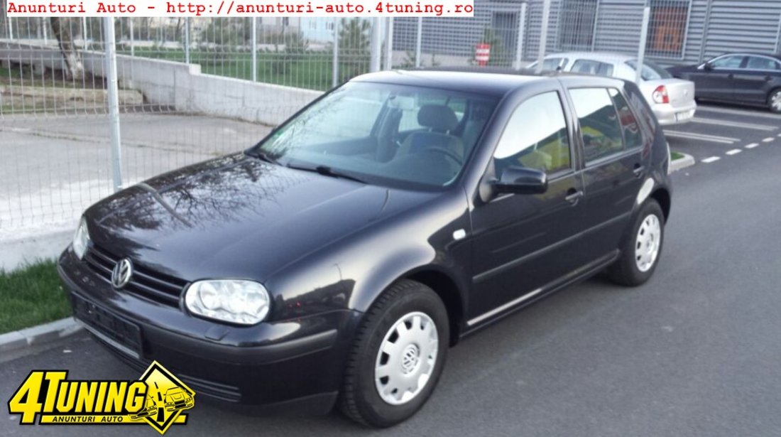 Volkswagen Golf BENZINA