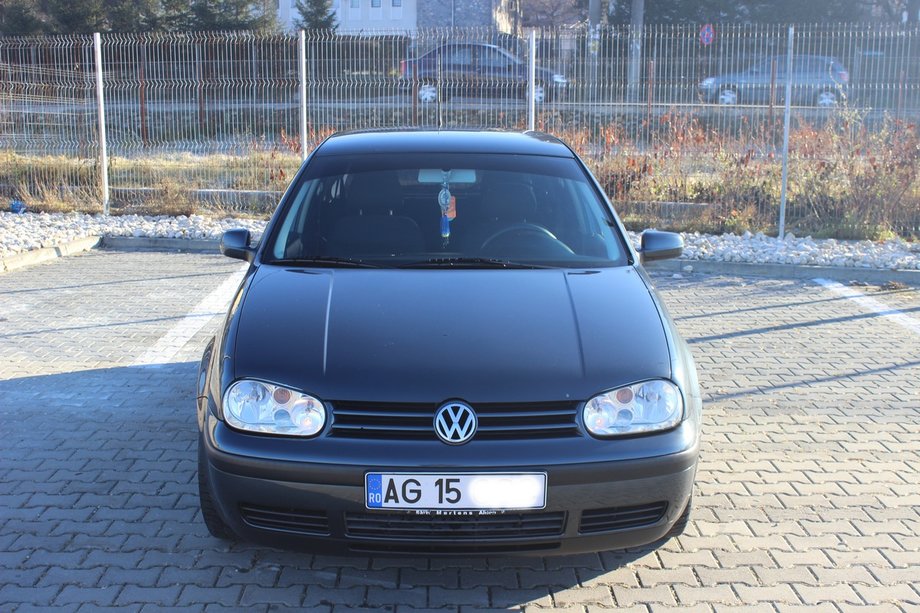 Volkswagen Golf benzina