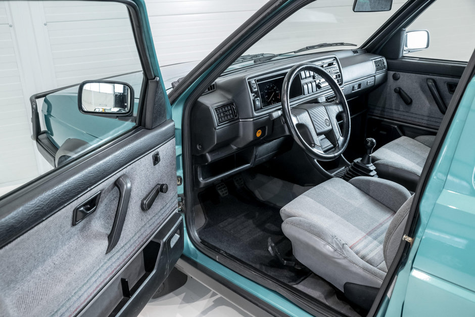 Volkswagen Golf Country de vanzare