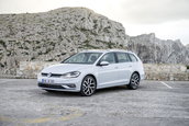 Volkswagen Golf Facelift - Noi poze